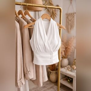 Elegant White Sleeveless Top Size Large